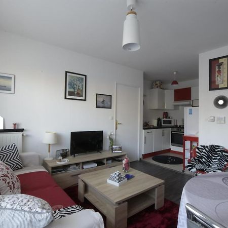 Jasmin Apartment รูออง ภายนอก รูปภาพ