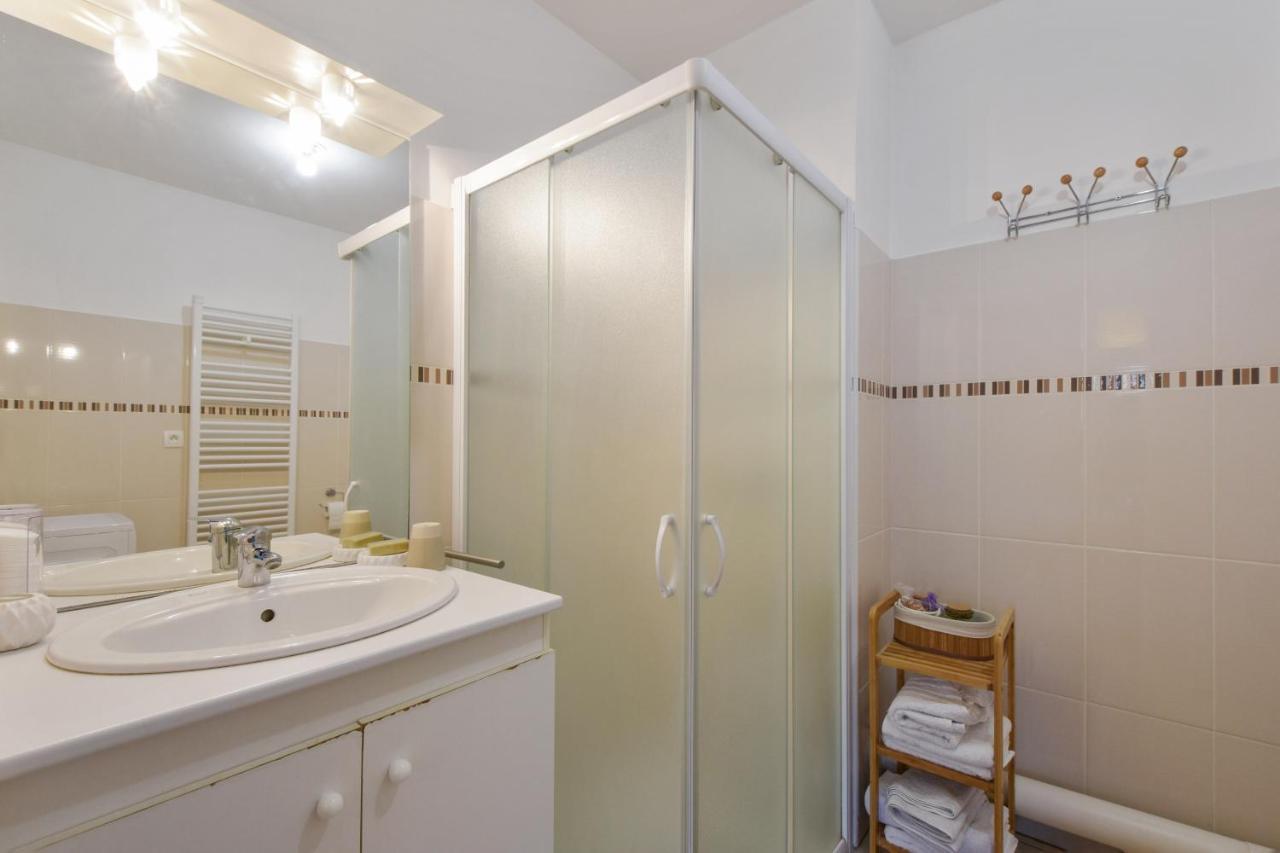 Jasmin Apartment รูออง ภายนอก รูปภาพ